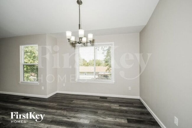 Photo - 2220 Tenbrook Rd