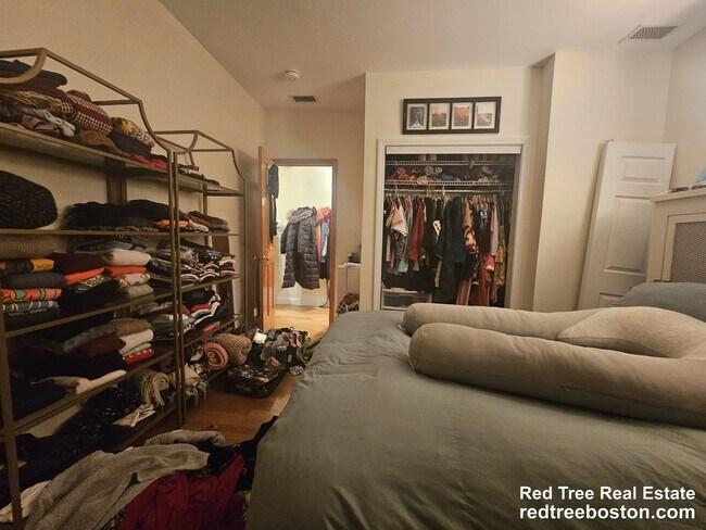 Photo - 1801 Beacon St Unidad 5