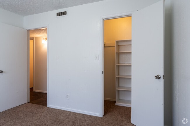 Sandpiper Apartments