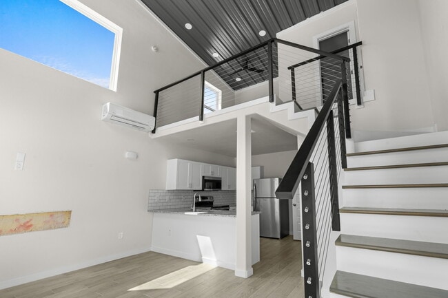 Photo - 802 Old Wise Rd