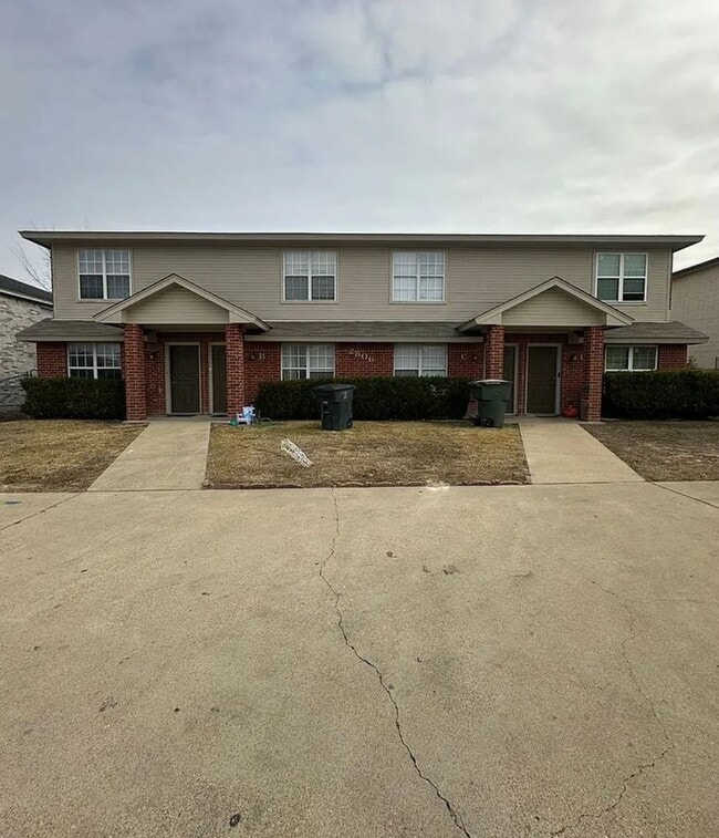 Photo - 2806 Leroy Cir Apartment Unit B