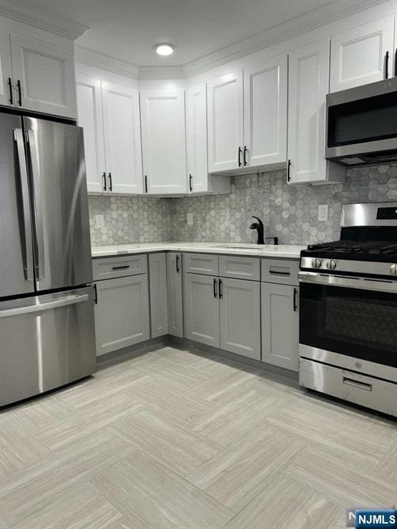Building Photo - 43 Frederick Terrace Unit 2-2 Rental