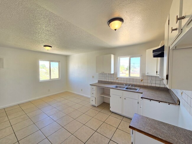 Photo - Freshly painted 2 bedroom  /  1 bathroom u... Unit 20912 83rd St #B California City CA 93505