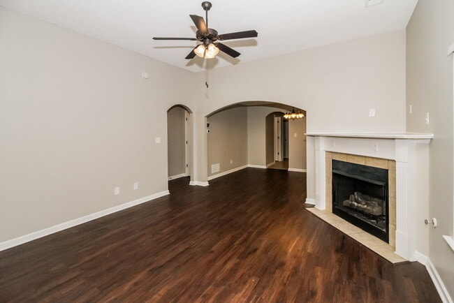 Photo - 7317 Green Ash Dr