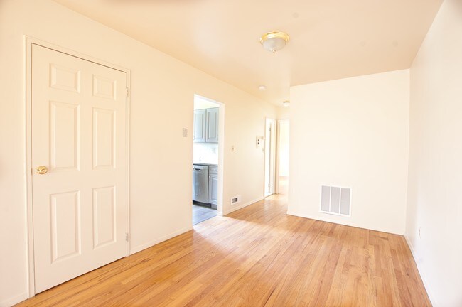 Photo - Grandview Gardens