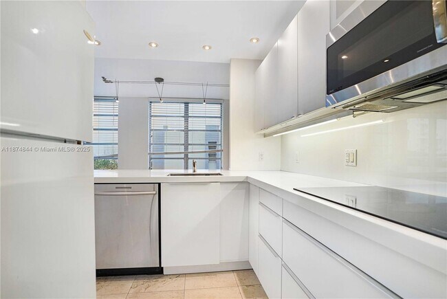 Photo - 7735 Abbott Ave Unidad 5D