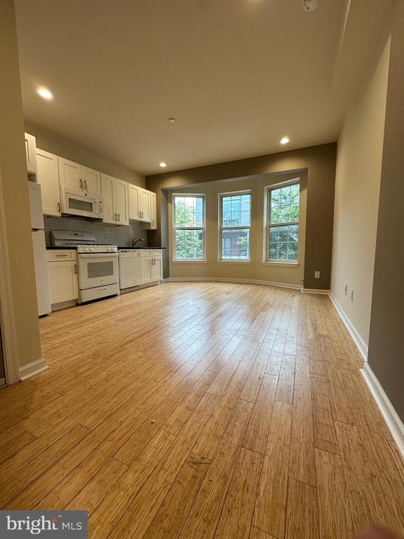 Photo - 1328 N 7th St