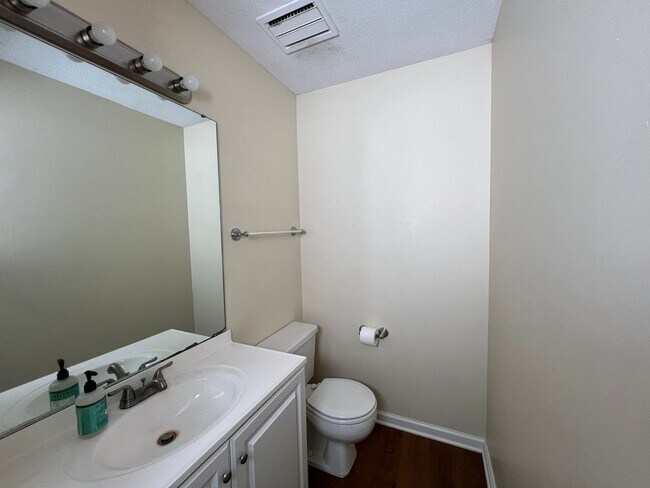 Photo - 4131 Kaplan Dr