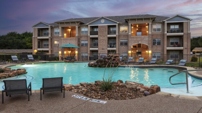 Photo - 3250 Hudson Crossing Unidad 1031.429486