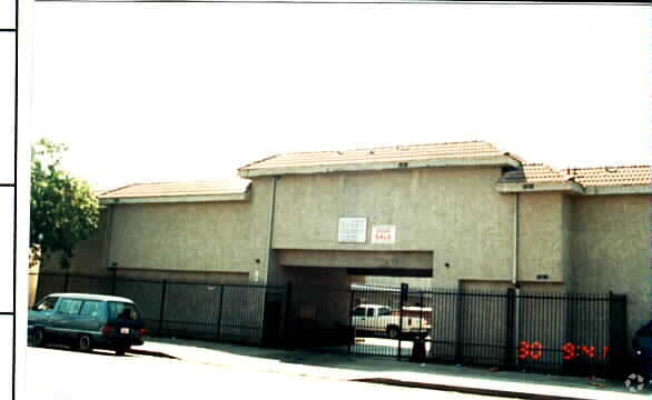 Photo - 140 E Manchester Ave