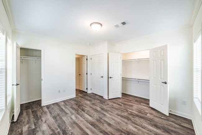 Bedroom with Ensuite Bathroom and Large Closet