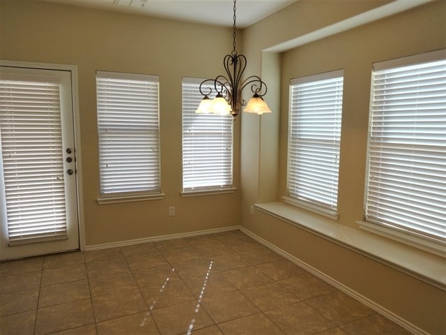 Photo - 2969 Lakeview Cir