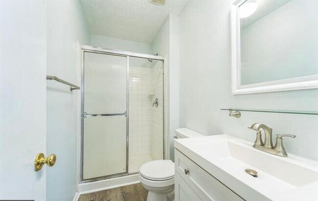 Photo - 11 Gemstone Ct