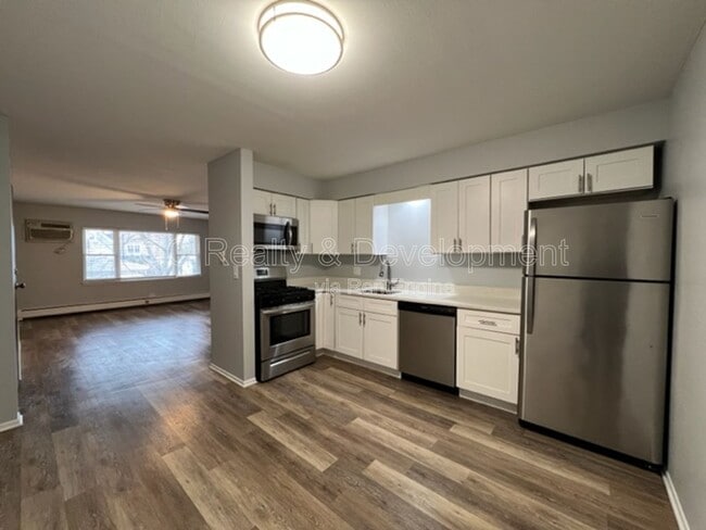 Photo - 316 N Warwick Ave Unidad 1d