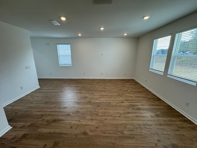 Photo - New 5 Bed 3 Bath Home in New Loganville Community!