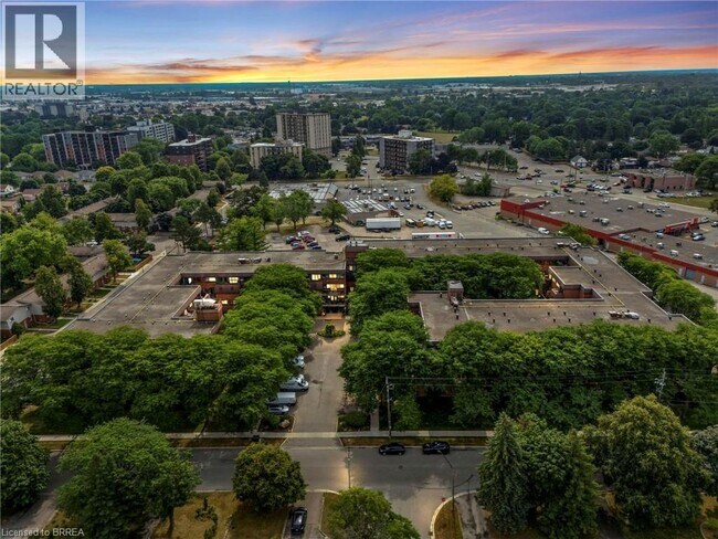 Photo - 36 Hayhurst Rd Unité 126