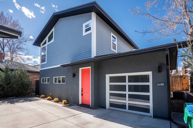 Building Photo - Modern Midtown Living Unit 813 Forest