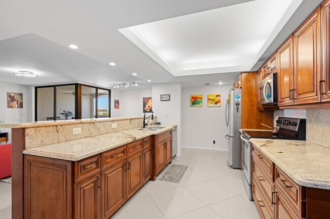 Photo - 825 Egret Cir Unidad 504