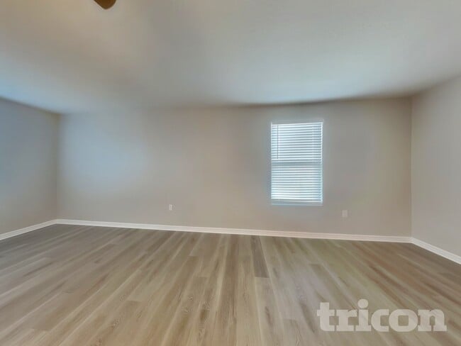 Photo - 2206 Rockmart Loop