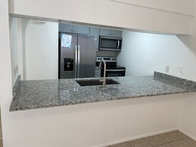 Photo - 2 Bedroom 1 Bath COMPLETELY REMODELED! Unit #6