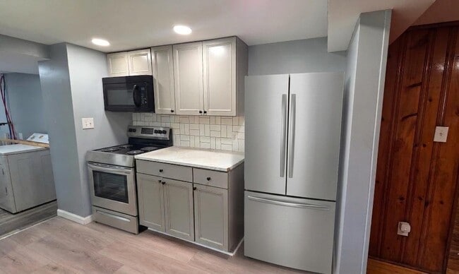 Photo - 112 N 9th St