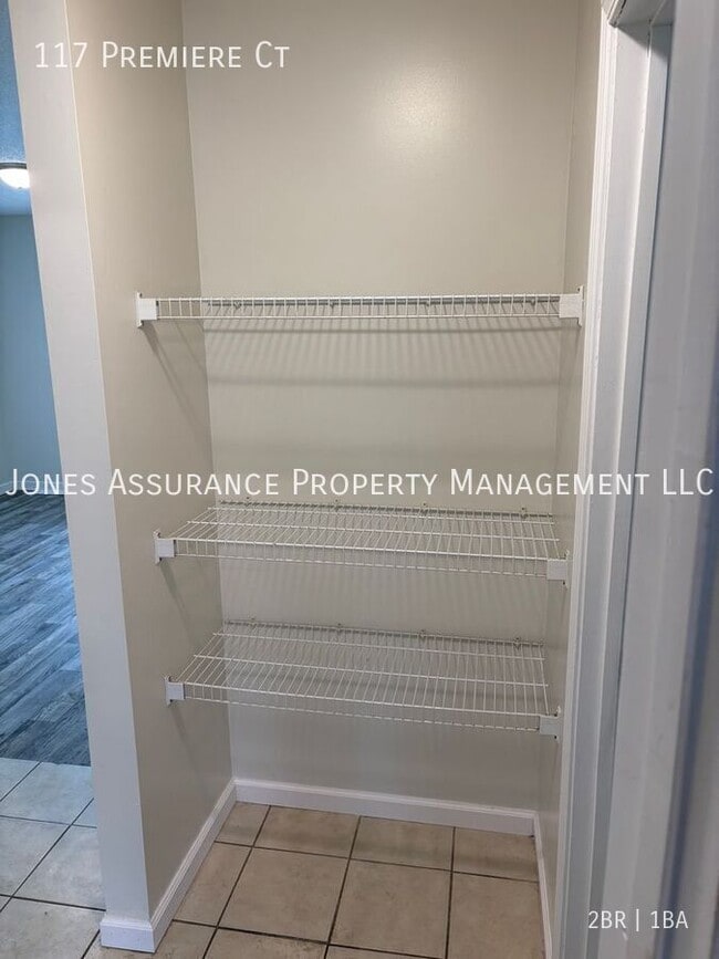 Photo - 117 Premiere Ct