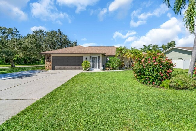 Photo - 1329 Pinebrook Way