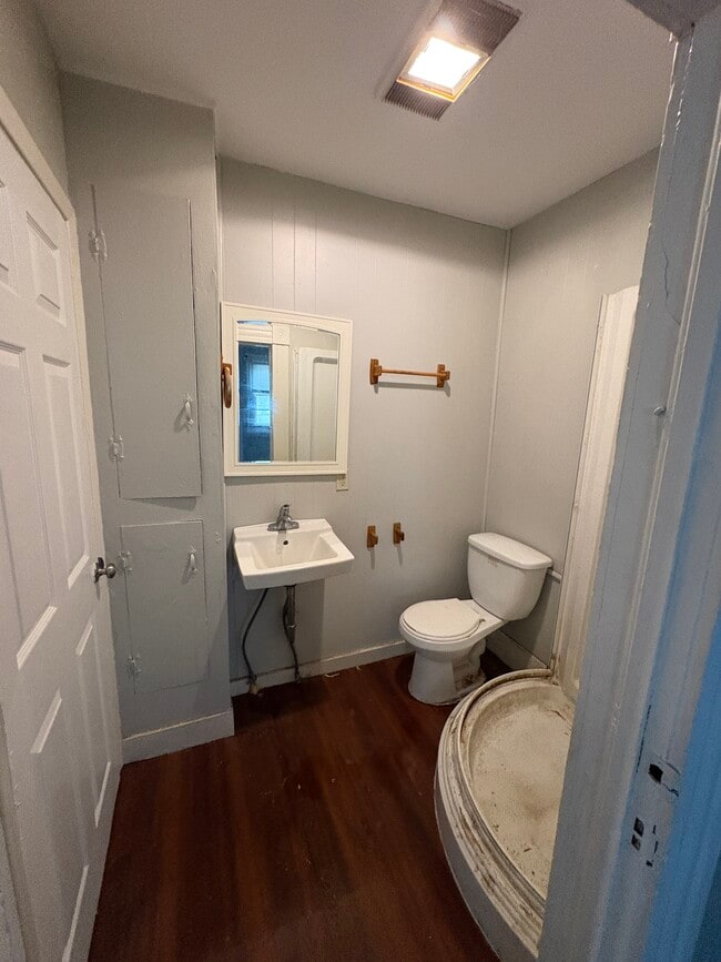 Photo - 340 Buford St Unidad B