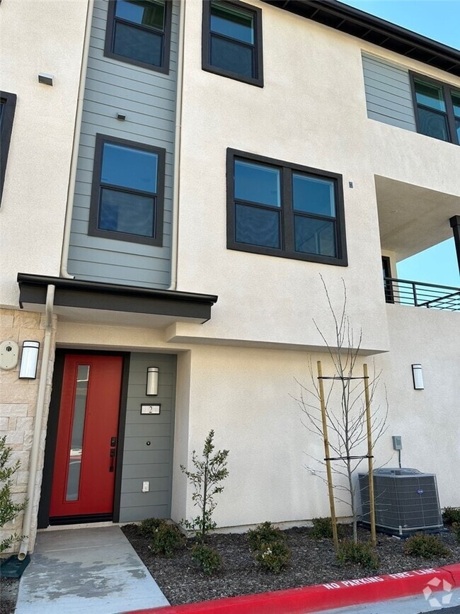 Building Photo - 2957 W Lincoln Ave Rental