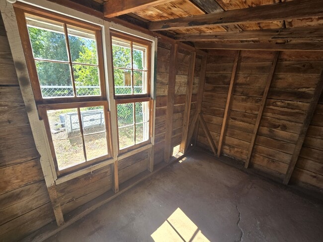 Photo - 316 N Walnut St