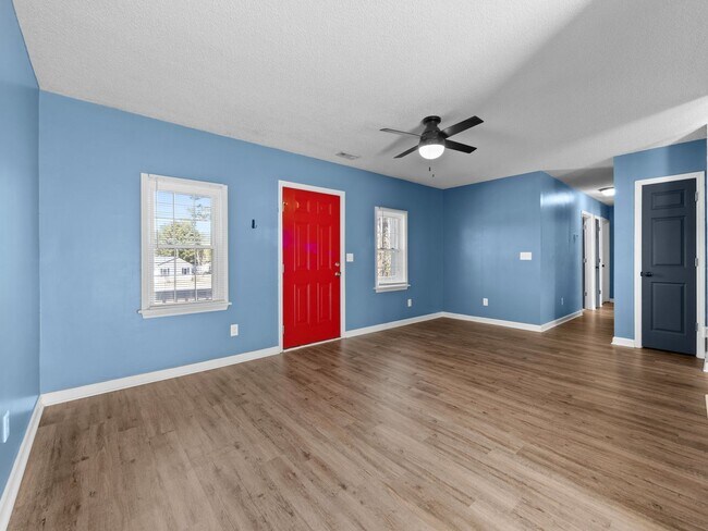 Photo - Welcome to Crown Point!