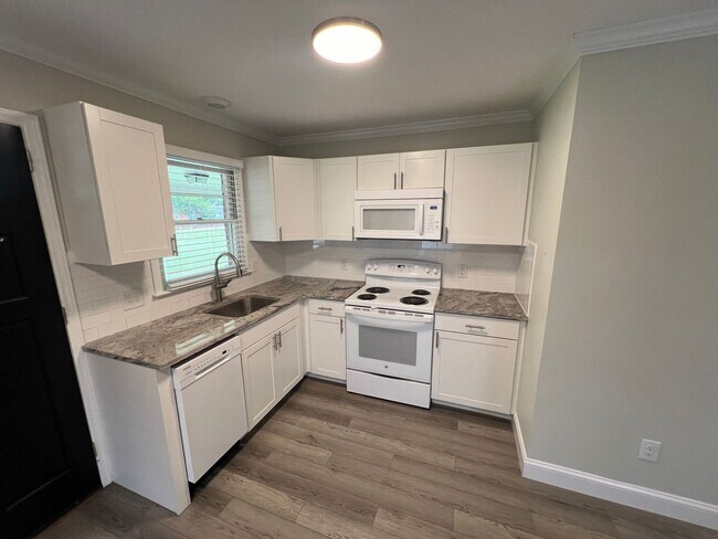 Photo - 104 Secrest Ave