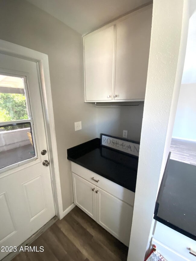 Photo - 4627 W Rose Ln