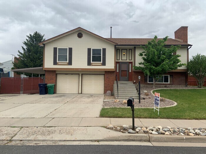 Spacious Sandy 3 Bedroom! - Spacious Sandy 3 Bedroom!