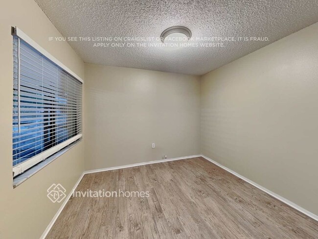 Photo - 13719 Whitby Rd