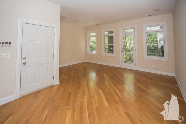 Building Photo - 3247 N Seminary Ave Unit 1 Rental