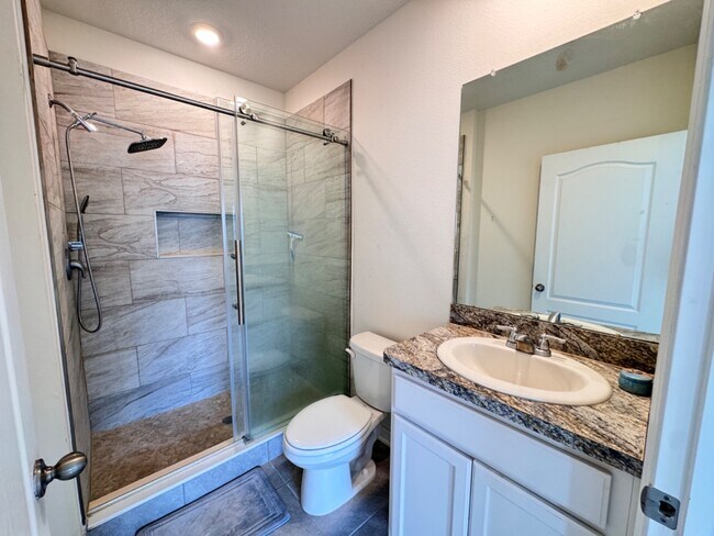 Photo - 325 Meadowbrook Blvd