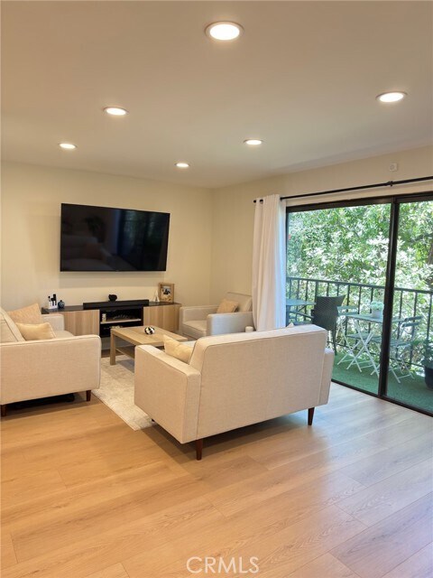 Photo - 11311 Tampa Ave Townhome