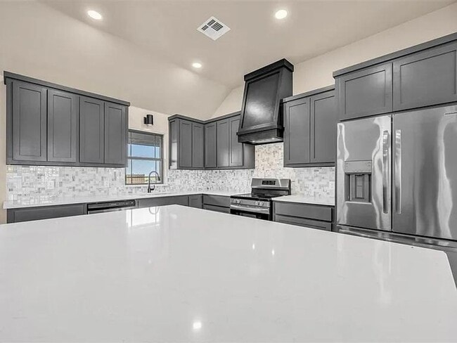 Photo - 409 Bobwhite Rd
