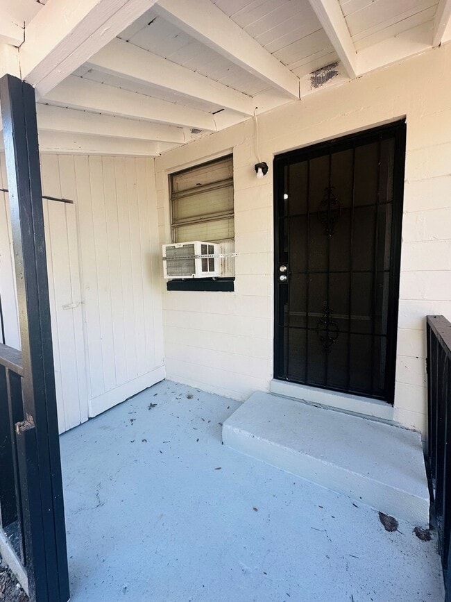 Photo - 4304 Grunthal St