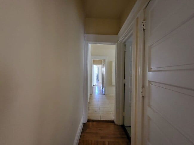 Photo - 1639 W Turner St Unit 1