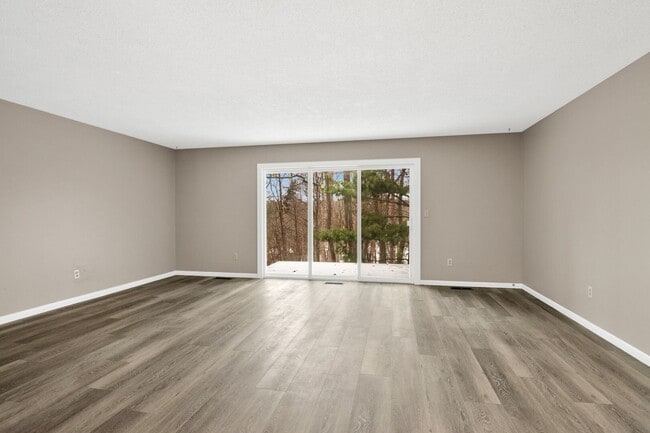 Photo - Modern 3-Bedroom Duplex in Holiday Hills, Traverse City