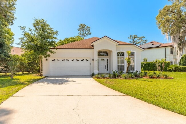 Building Photo - ENTER THE GATES TO TRANQUIL LIVING ! CALL OR TEXT LINDA PATTI 386.837.2882