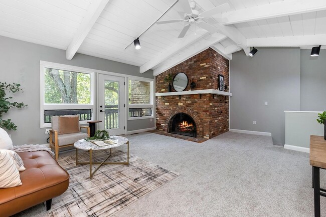 Photo - 2109 W 5th Ave