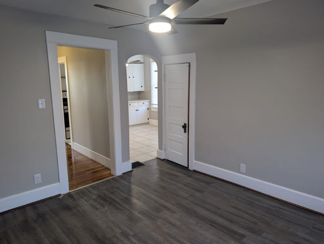 Photo - 3827 S 48th St Unit 6