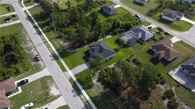 Photo - 847 Bell Blvd