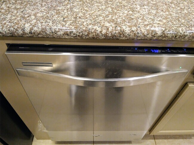 Photo - 3340 Blodgett St