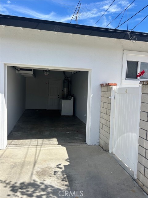 Photo - 337 Broadway