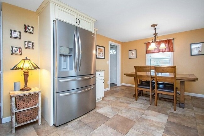 Photo - 250 Edendale St