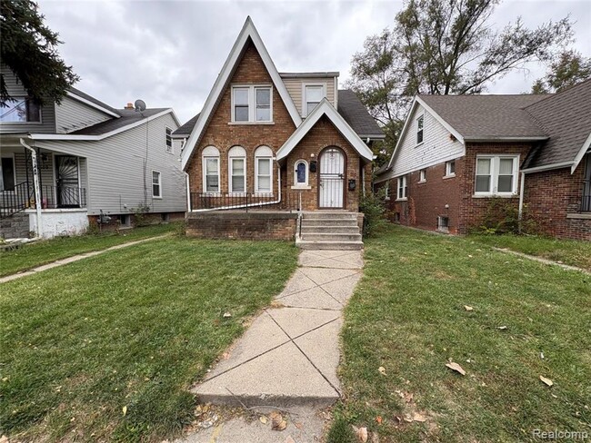 Building Photo - 18515 Wexford St Unit Upper